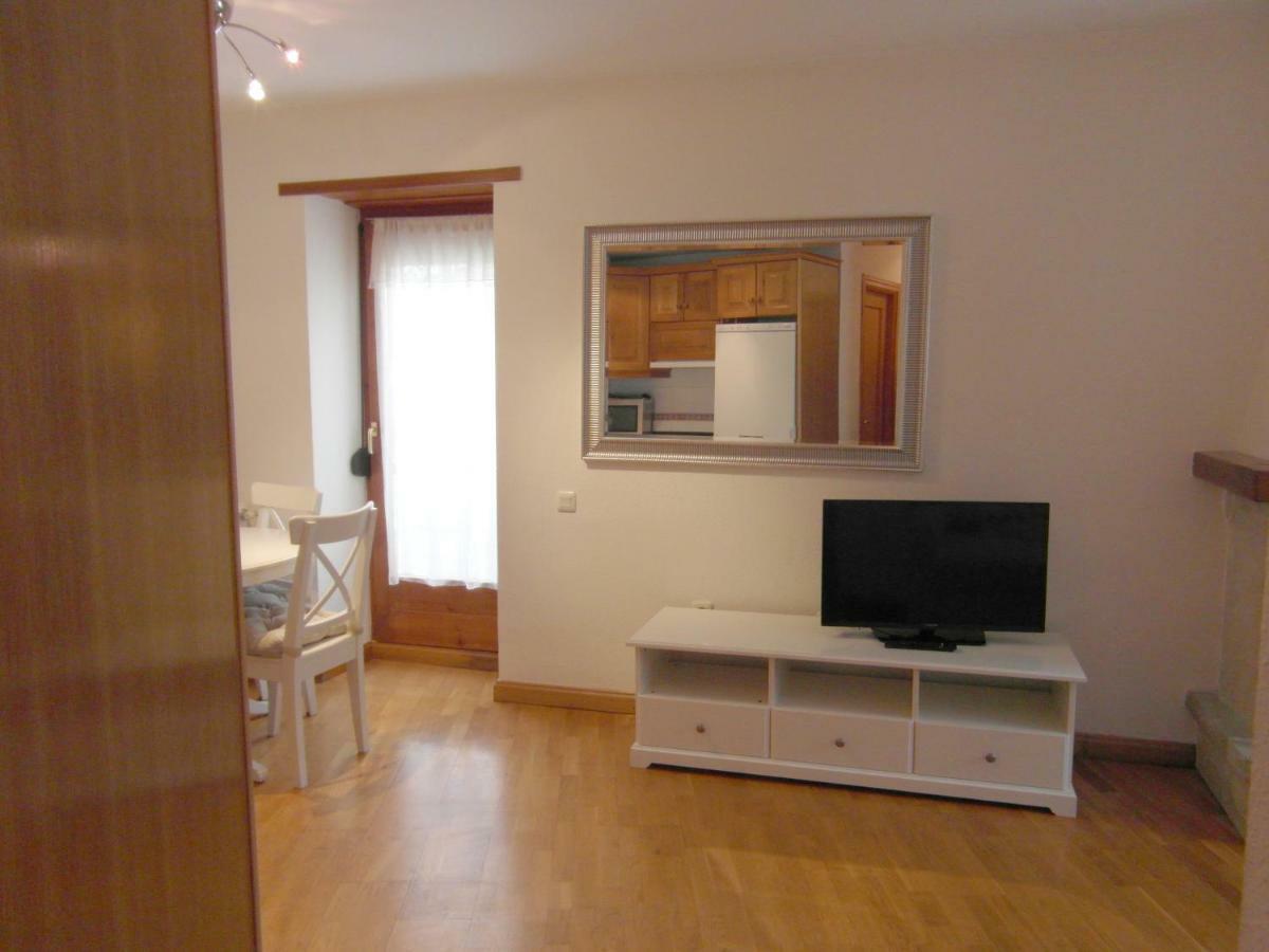 B18 - Edif Perramo - Villmor Apartment Benasque Exterior photo